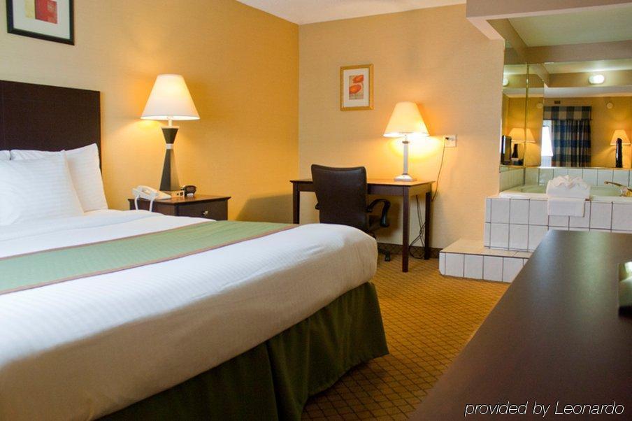 Plaza Hotel & Suites - Eau Claire Kültér fotó